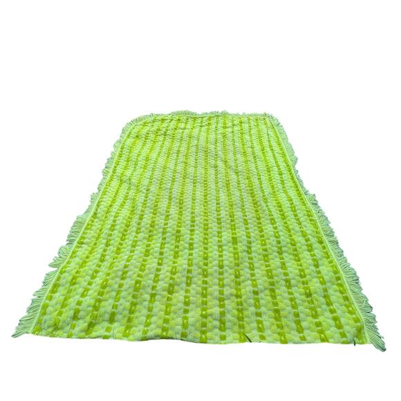 Vintage Sears Twin Tufted Bedspread Fringe Trim Chartreuse - Picture 4 of 5